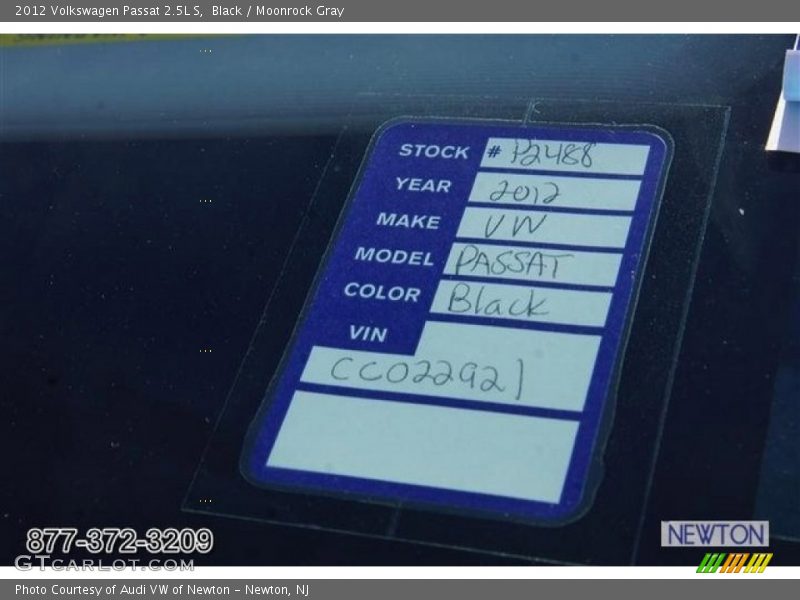 Black / Moonrock Gray 2012 Volkswagen Passat 2.5L S