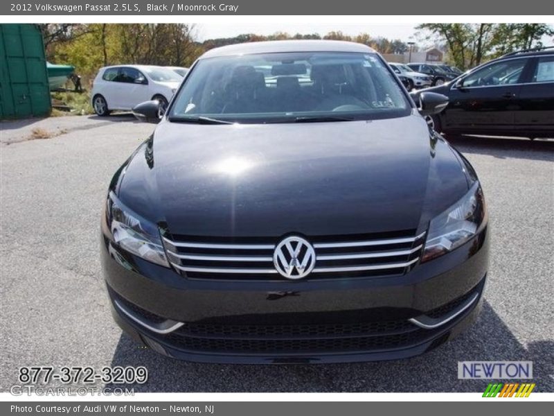 Black / Moonrock Gray 2012 Volkswagen Passat 2.5L S