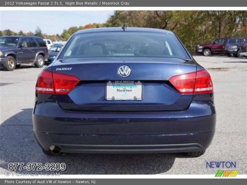 Night Blue Metallic / Moonrock Gray 2012 Volkswagen Passat 2.5L S