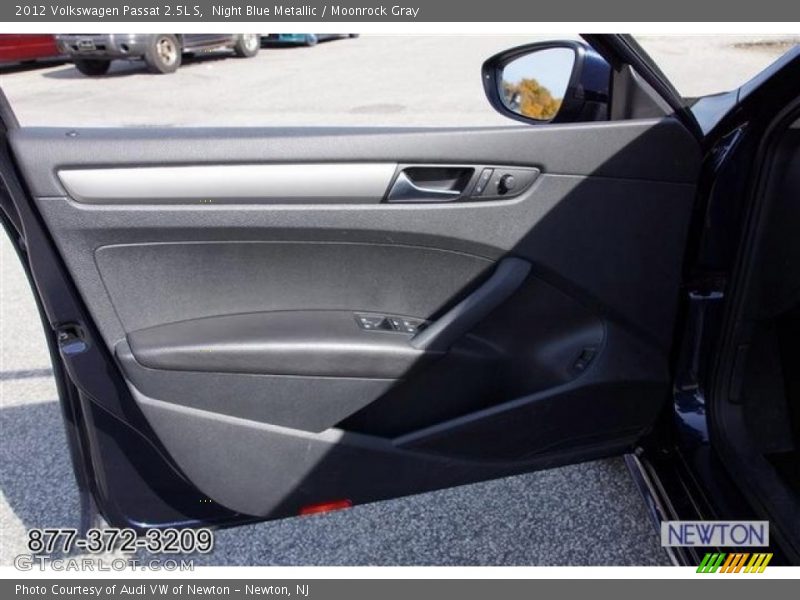 Night Blue Metallic / Moonrock Gray 2012 Volkswagen Passat 2.5L S