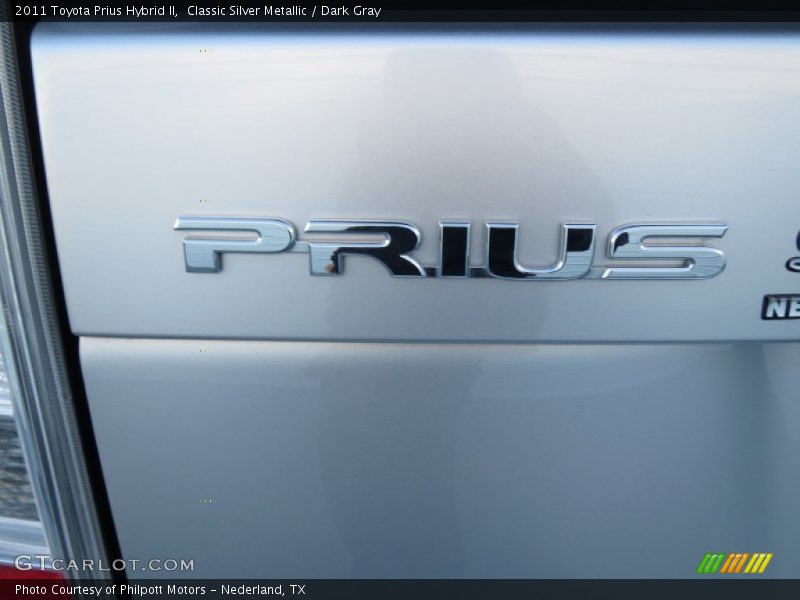 Classic Silver Metallic / Dark Gray 2011 Toyota Prius Hybrid II