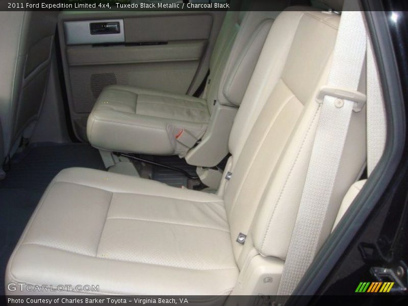 Tuxedo Black Metallic / Charcoal Black 2011 Ford Expedition Limited 4x4