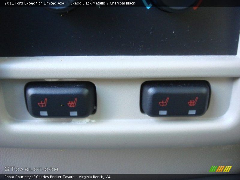 Tuxedo Black Metallic / Charcoal Black 2011 Ford Expedition Limited 4x4