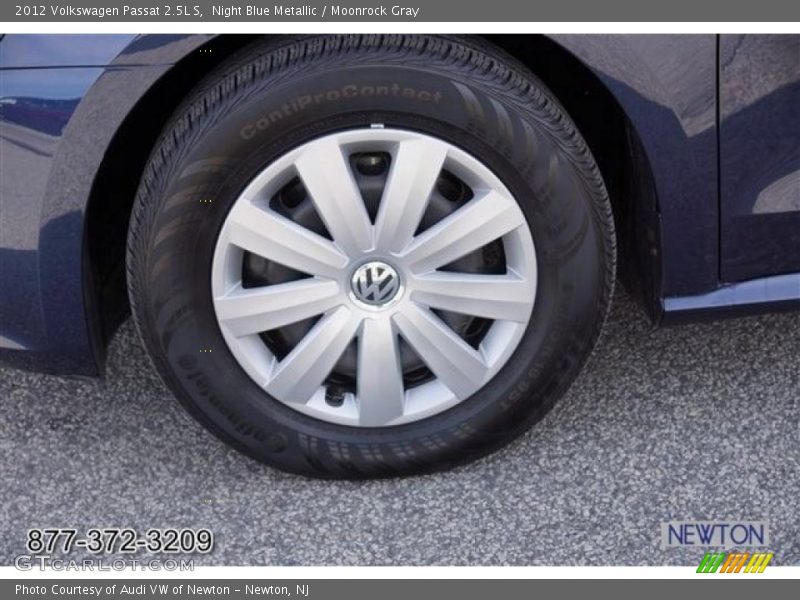 Night Blue Metallic / Moonrock Gray 2012 Volkswagen Passat 2.5L S