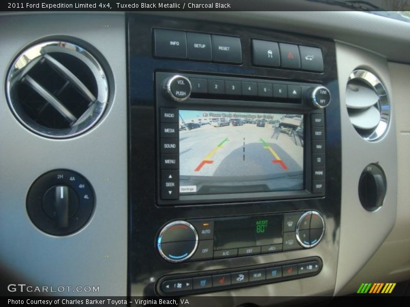 Tuxedo Black Metallic / Charcoal Black 2011 Ford Expedition Limited 4x4
