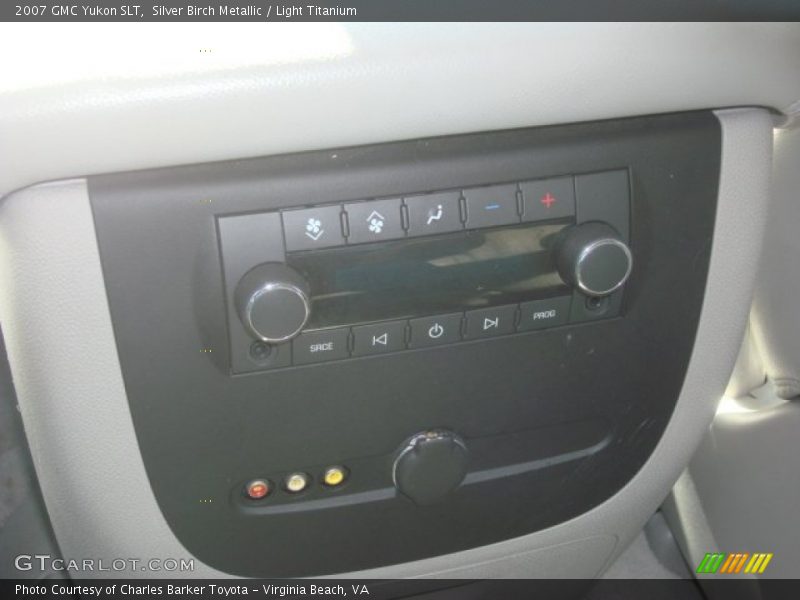 Silver Birch Metallic / Light Titanium 2007 GMC Yukon SLT