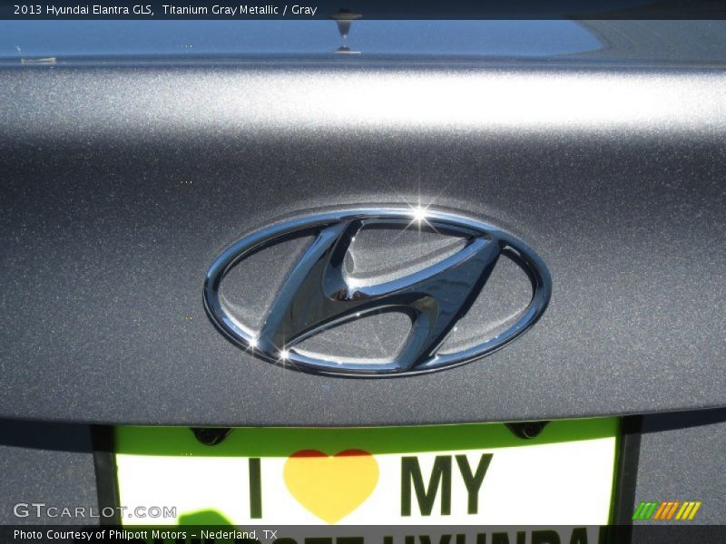 Titanium Gray Metallic / Gray 2013 Hyundai Elantra GLS