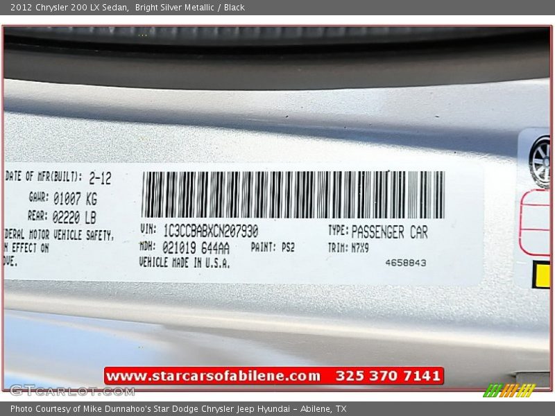 Bright Silver Metallic / Black 2012 Chrysler 200 LX Sedan