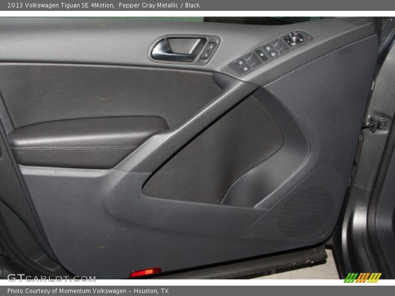Pepper Gray Metallic / Black 2013 Volkswagen Tiguan SE 4Motion