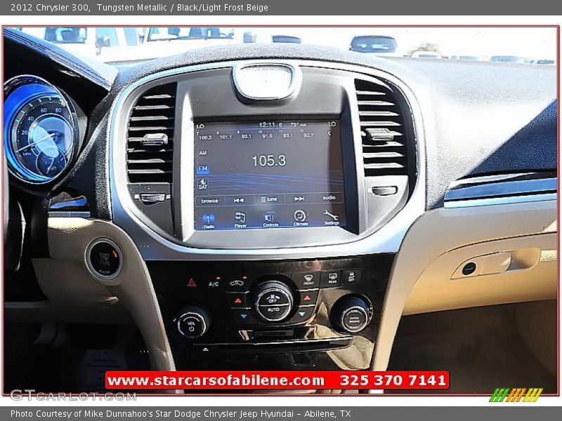 Tungsten Metallic / Black/Light Frost Beige 2012 Chrysler 300