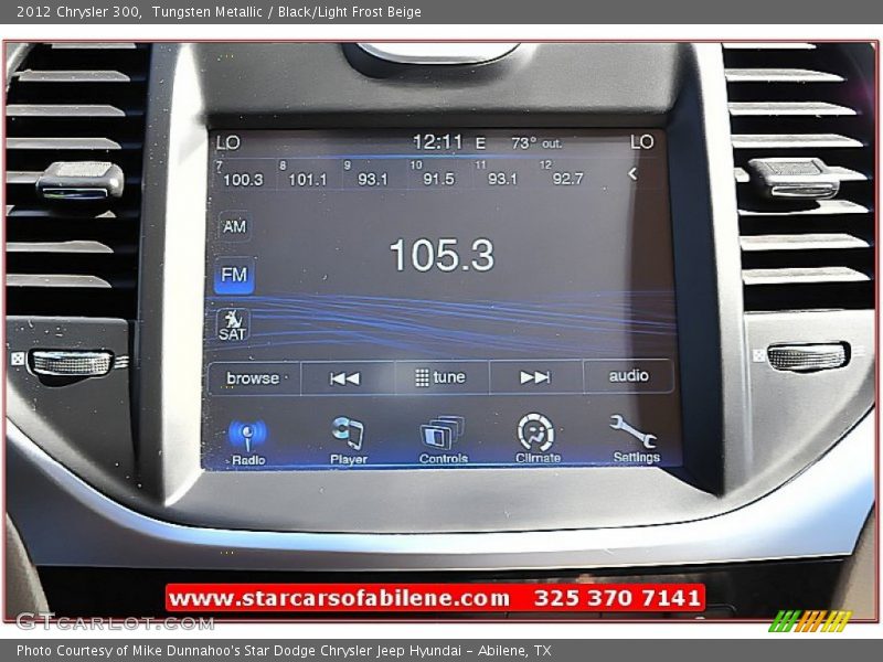 Tungsten Metallic / Black/Light Frost Beige 2012 Chrysler 300