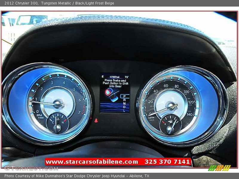 Tungsten Metallic / Black/Light Frost Beige 2012 Chrysler 300