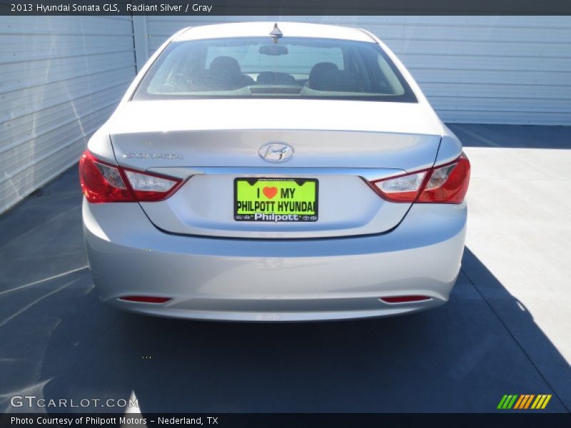 Radiant Silver / Gray 2013 Hyundai Sonata GLS