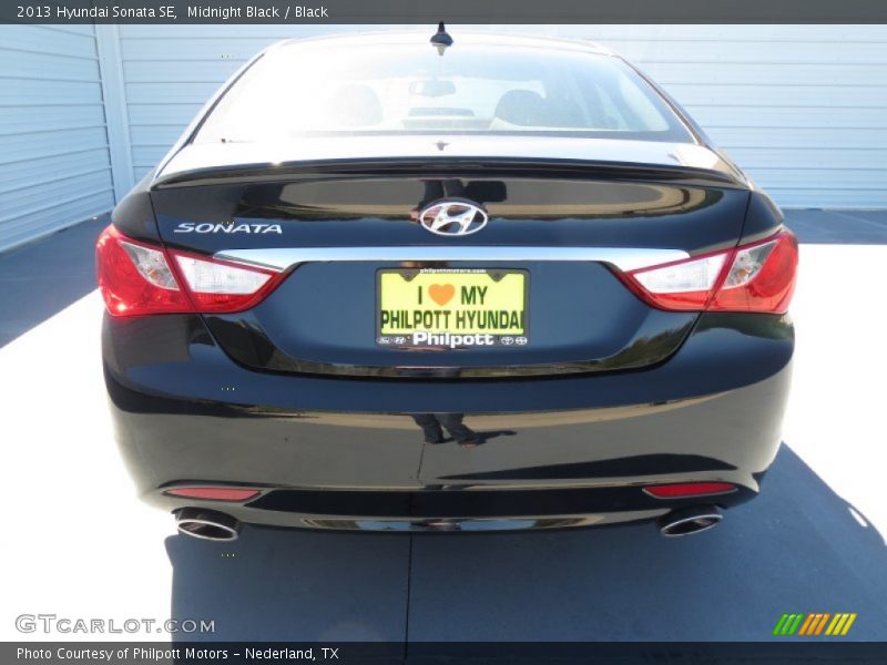 Midnight Black / Black 2013 Hyundai Sonata SE