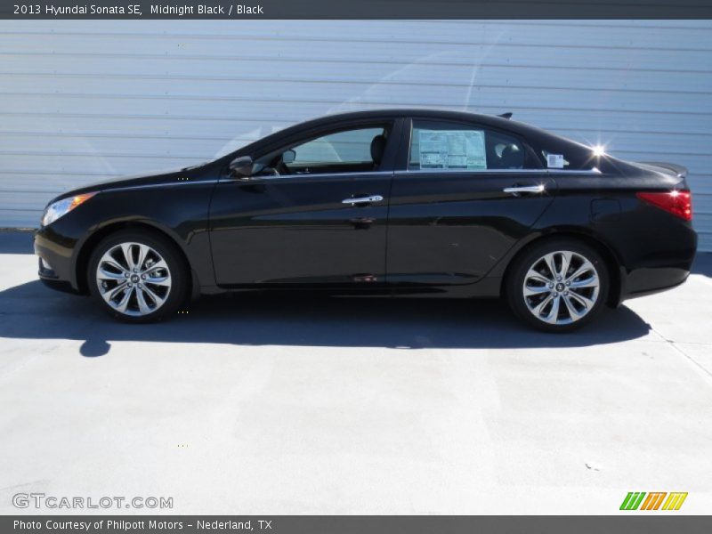 Midnight Black / Black 2013 Hyundai Sonata SE