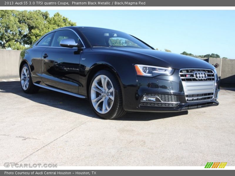 Front 3/4 View of 2013 S5 3.0 TFSI quattro Coupe