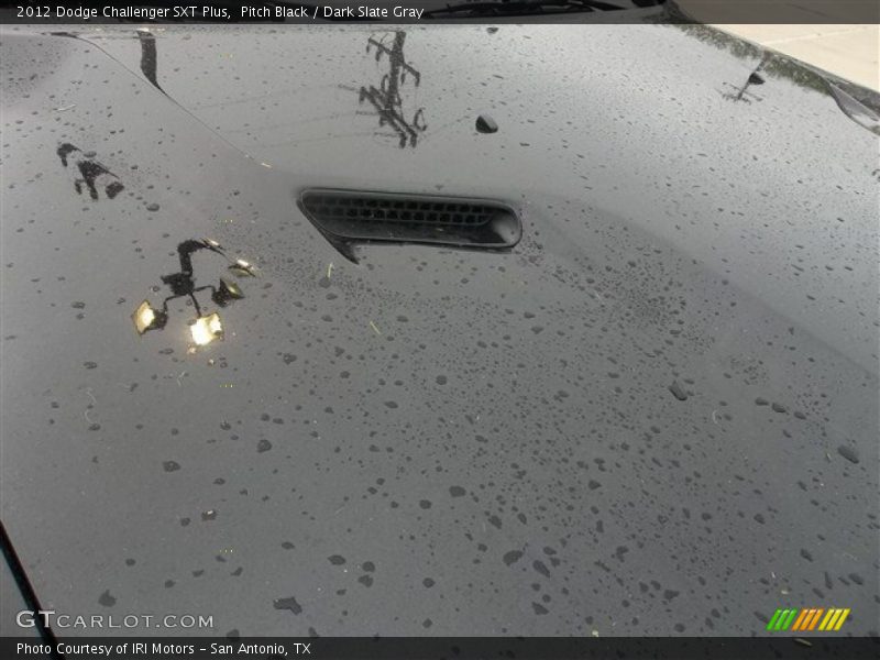 Pitch Black / Dark Slate Gray 2012 Dodge Challenger SXT Plus