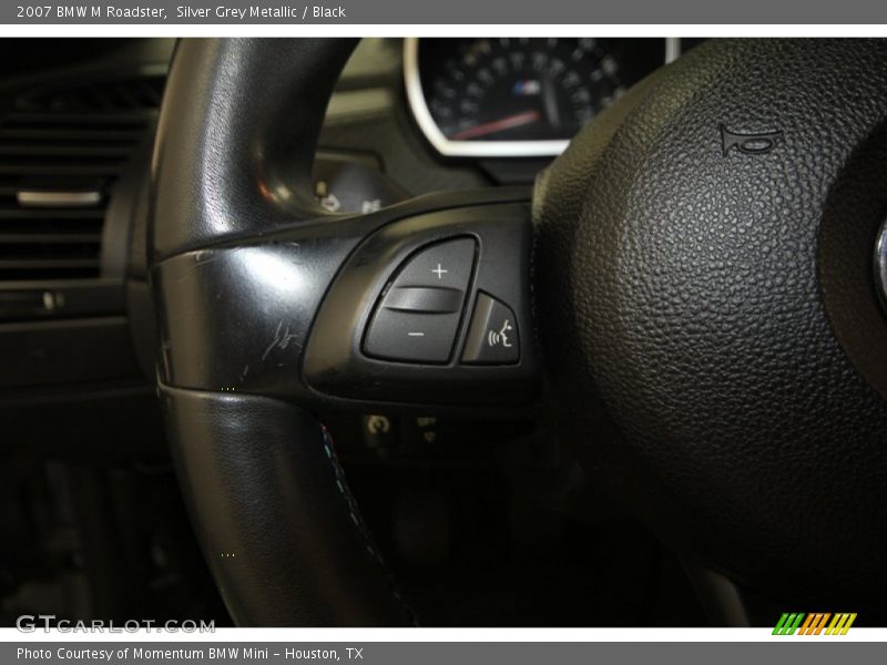 Controls of 2007 M Roadster