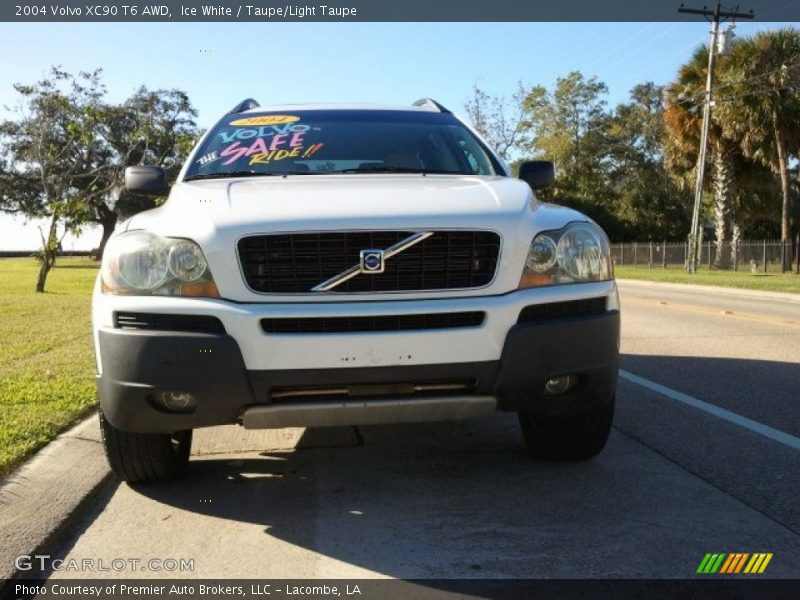 Ice White / Taupe/Light Taupe 2004 Volvo XC90 T6 AWD