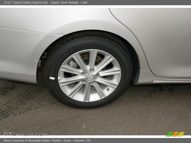 Classic Silver Metallic / Ash 2012 Toyota Camry Hybrid XLE