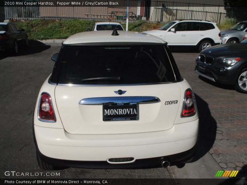 Pepper White / Grey/Carbon Black 2010 Mini Cooper Hardtop