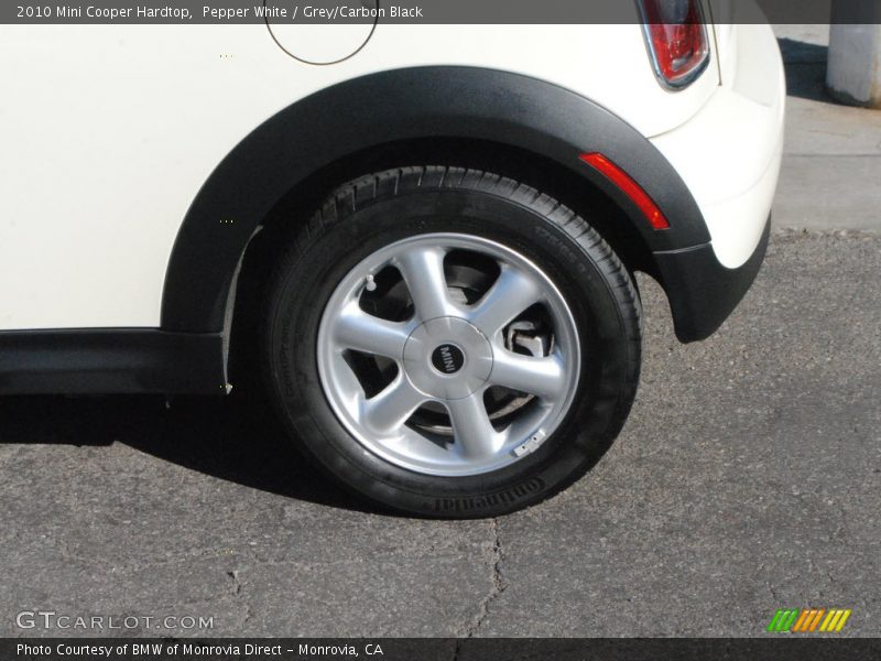 Pepper White / Grey/Carbon Black 2010 Mini Cooper Hardtop