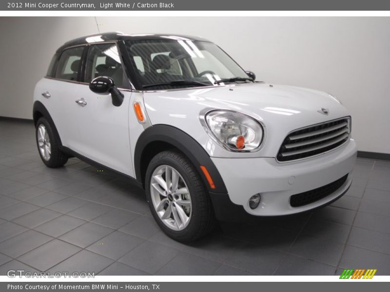 Light White / Carbon Black 2012 Mini Cooper Countryman