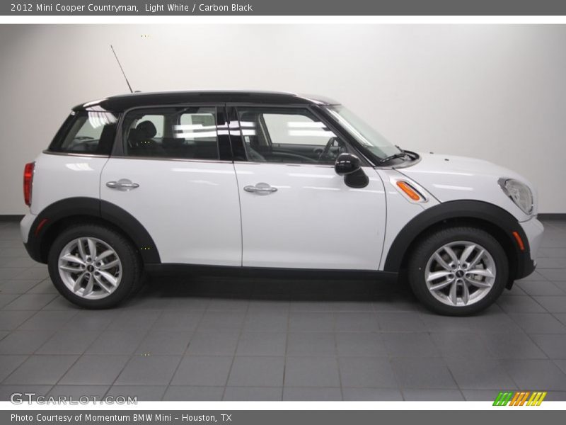 Light White / Carbon Black 2012 Mini Cooper Countryman