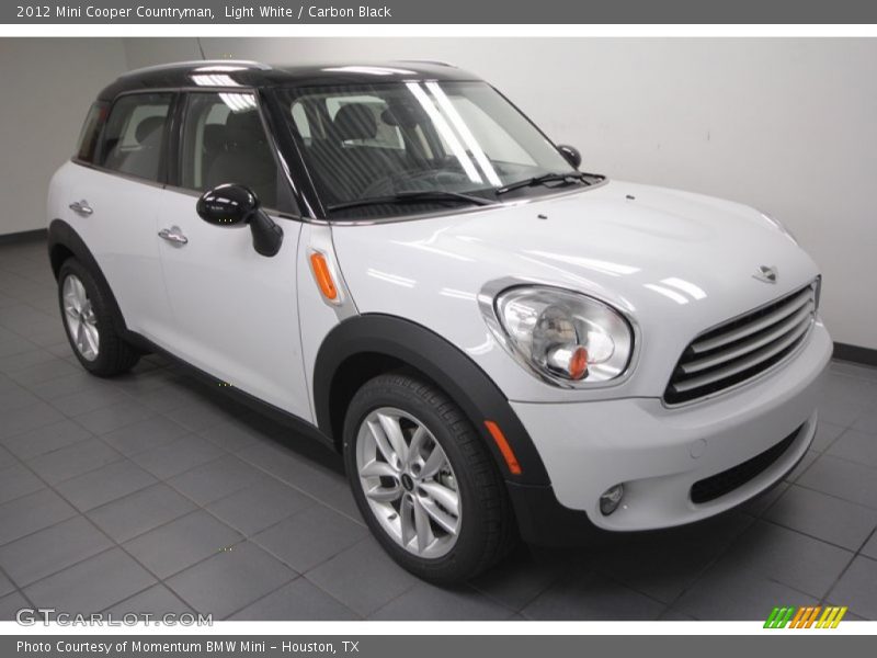 Light White / Carbon Black 2012 Mini Cooper Countryman