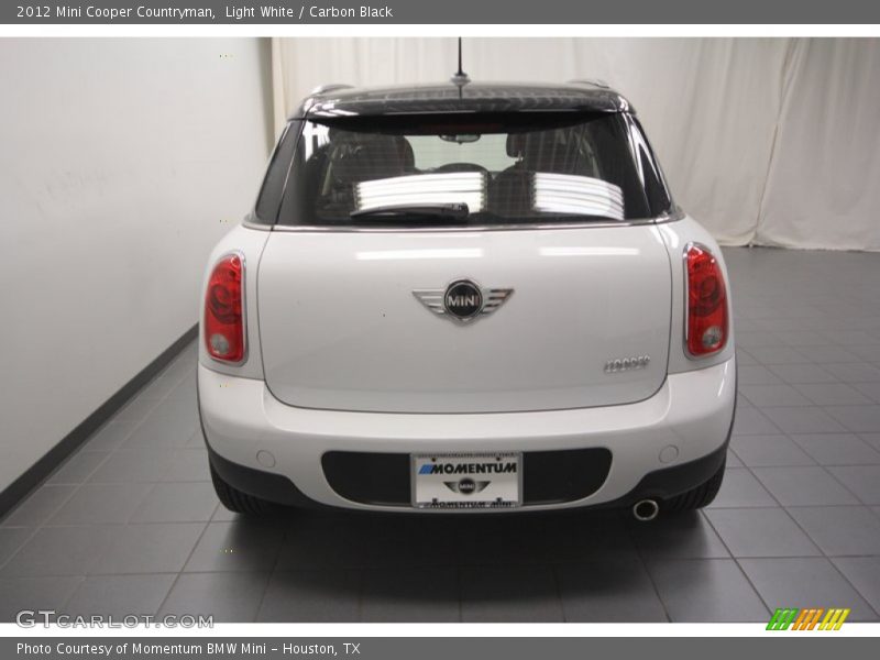 Light White / Carbon Black 2012 Mini Cooper Countryman