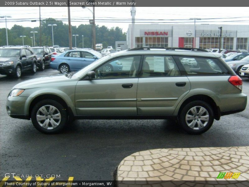 Seacrest Green Metallic / Warm Ivory 2009 Subaru Outback 2.5i Wagon