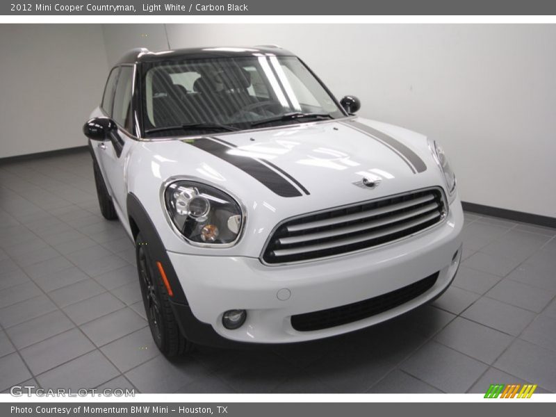 Light White / Carbon Black 2012 Mini Cooper Countryman