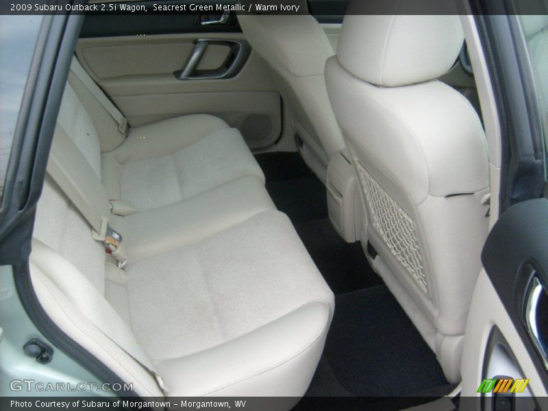 Seacrest Green Metallic / Warm Ivory 2009 Subaru Outback 2.5i Wagon