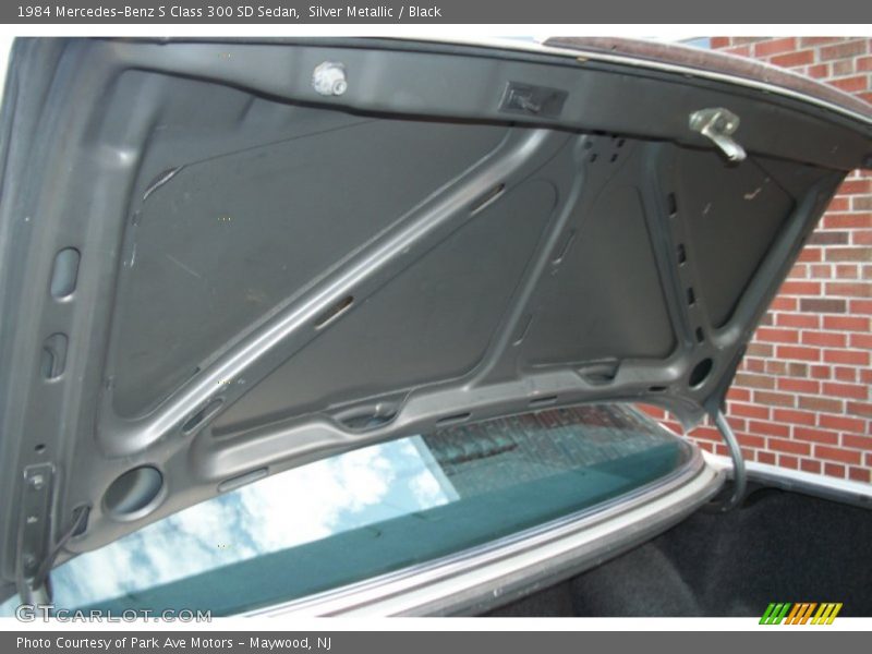 Silver Metallic / Black 1984 Mercedes-Benz S Class 300 SD Sedan