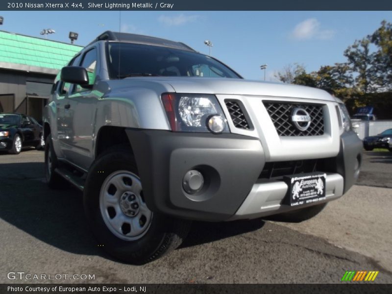 Silver Lightning Metallic / Gray 2010 Nissan Xterra X 4x4