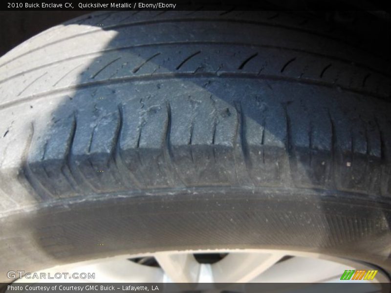 Quicksilver Metallic / Ebony/Ebony 2010 Buick Enclave CX