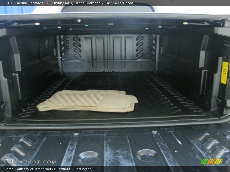 White Diamond / Cashmere/Cocoa 2010 Cadillac Escalade EXT Luxury AWD