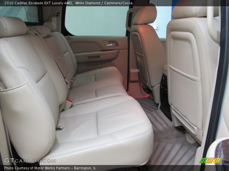 White Diamond / Cashmere/Cocoa 2010 Cadillac Escalade EXT Luxury AWD