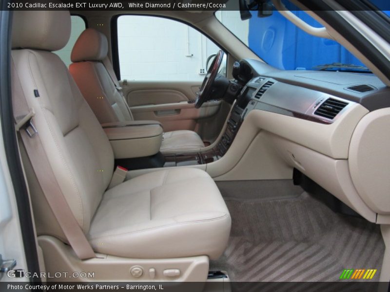White Diamond / Cashmere/Cocoa 2010 Cadillac Escalade EXT Luxury AWD