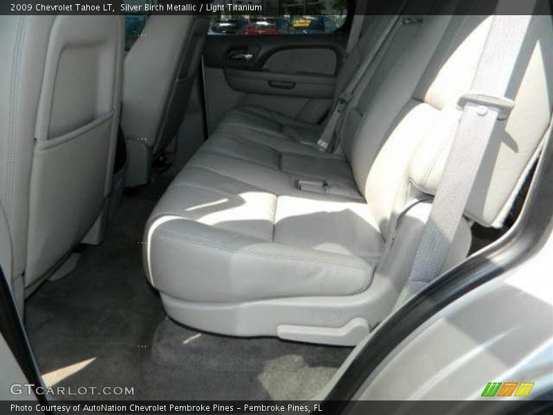Silver Birch Metallic / Light Titanium 2009 Chevrolet Tahoe LT