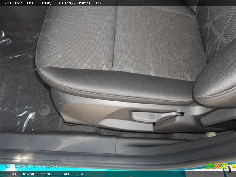 Blue Candy / Charcoal Black 2013 Ford Fiesta SE Sedan