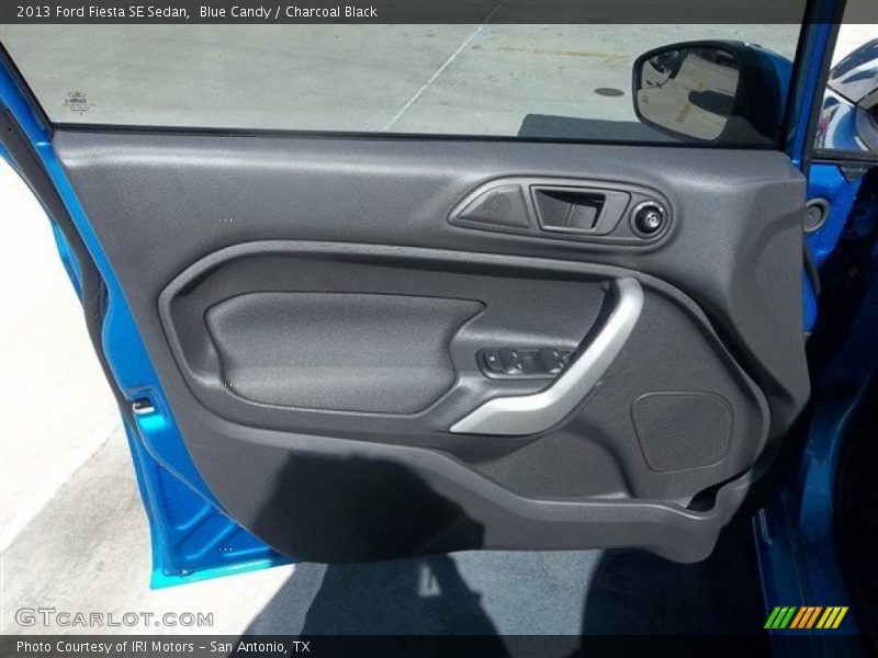 Blue Candy / Charcoal Black 2013 Ford Fiesta SE Sedan