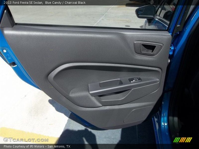 Blue Candy / Charcoal Black 2013 Ford Fiesta SE Sedan