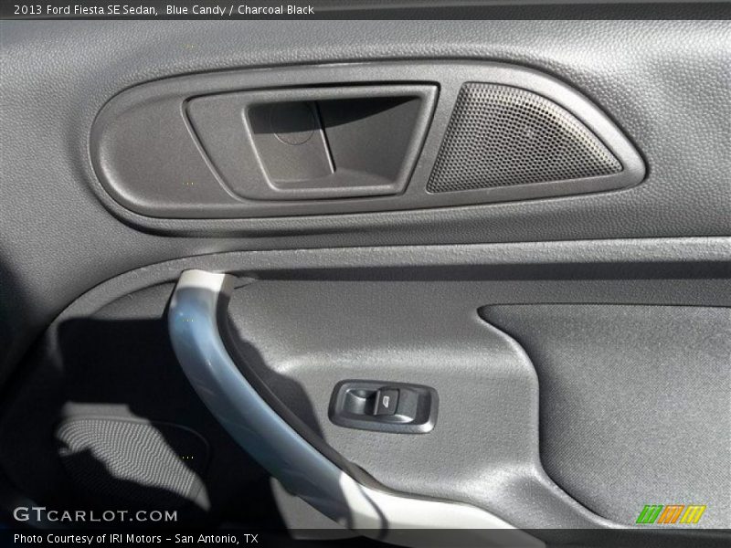Blue Candy / Charcoal Black 2013 Ford Fiesta SE Sedan