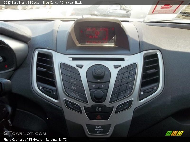 Blue Candy / Charcoal Black 2013 Ford Fiesta SE Sedan