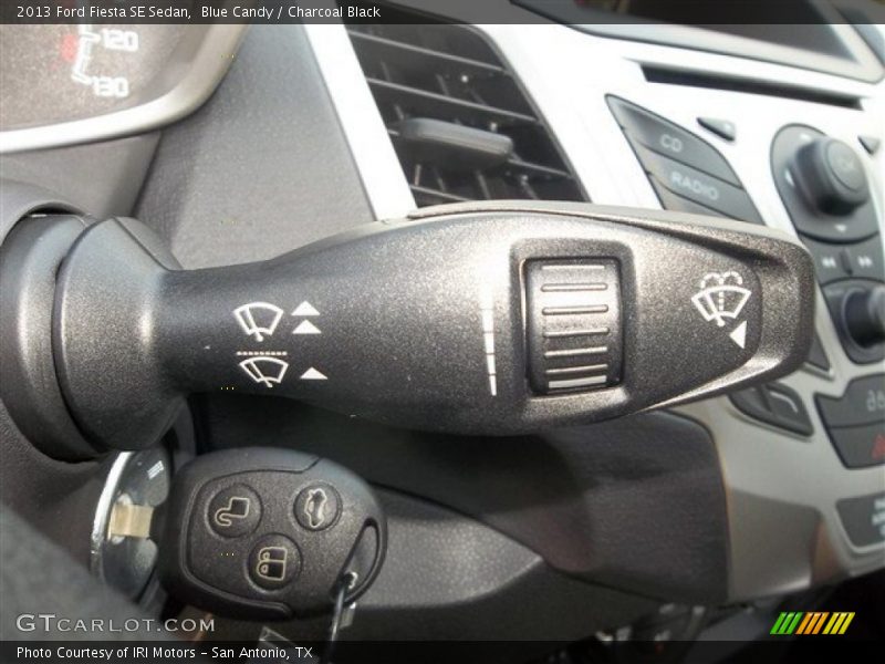 Blue Candy / Charcoal Black 2013 Ford Fiesta SE Sedan