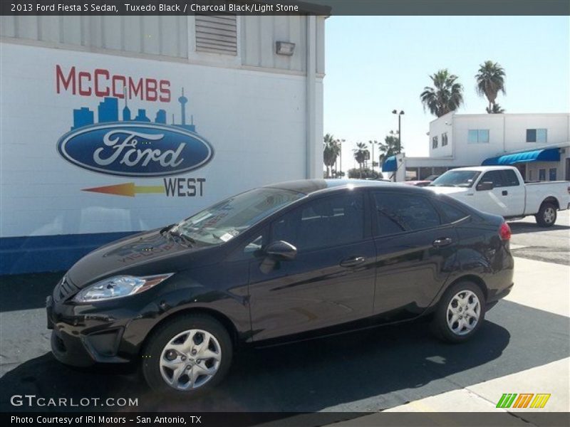Tuxedo Black / Charcoal Black/Light Stone 2013 Ford Fiesta S Sedan