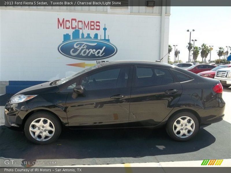 Tuxedo Black / Charcoal Black/Light Stone 2013 Ford Fiesta S Sedan