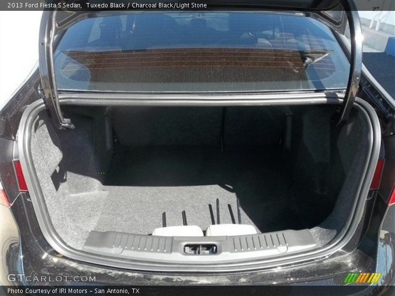 Tuxedo Black / Charcoal Black/Light Stone 2013 Ford Fiesta S Sedan