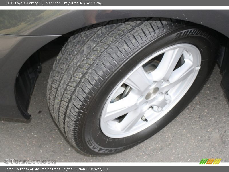 Magnetic Gray Metallic / Ash Gray 2010 Toyota Camry LE